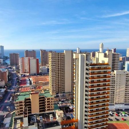 Gemelos 22-1-23 Benidorm Exterior foto