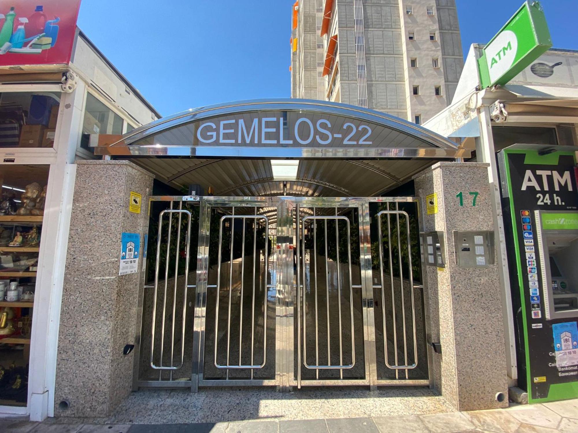 Gemelos 22-1-23 Benidorm Exterior foto