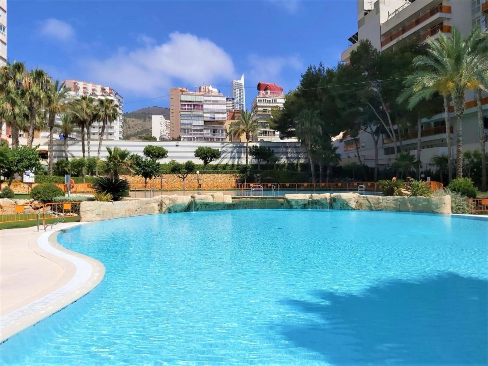 Gemelos 22-1-23 Benidorm Exterior foto
